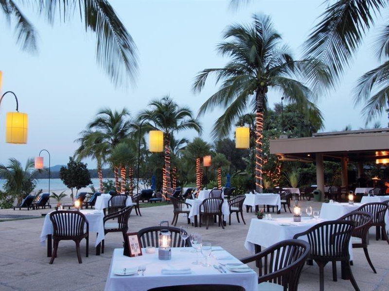 Marriott Resort And Spa Nai Yang Beach Exterior photo